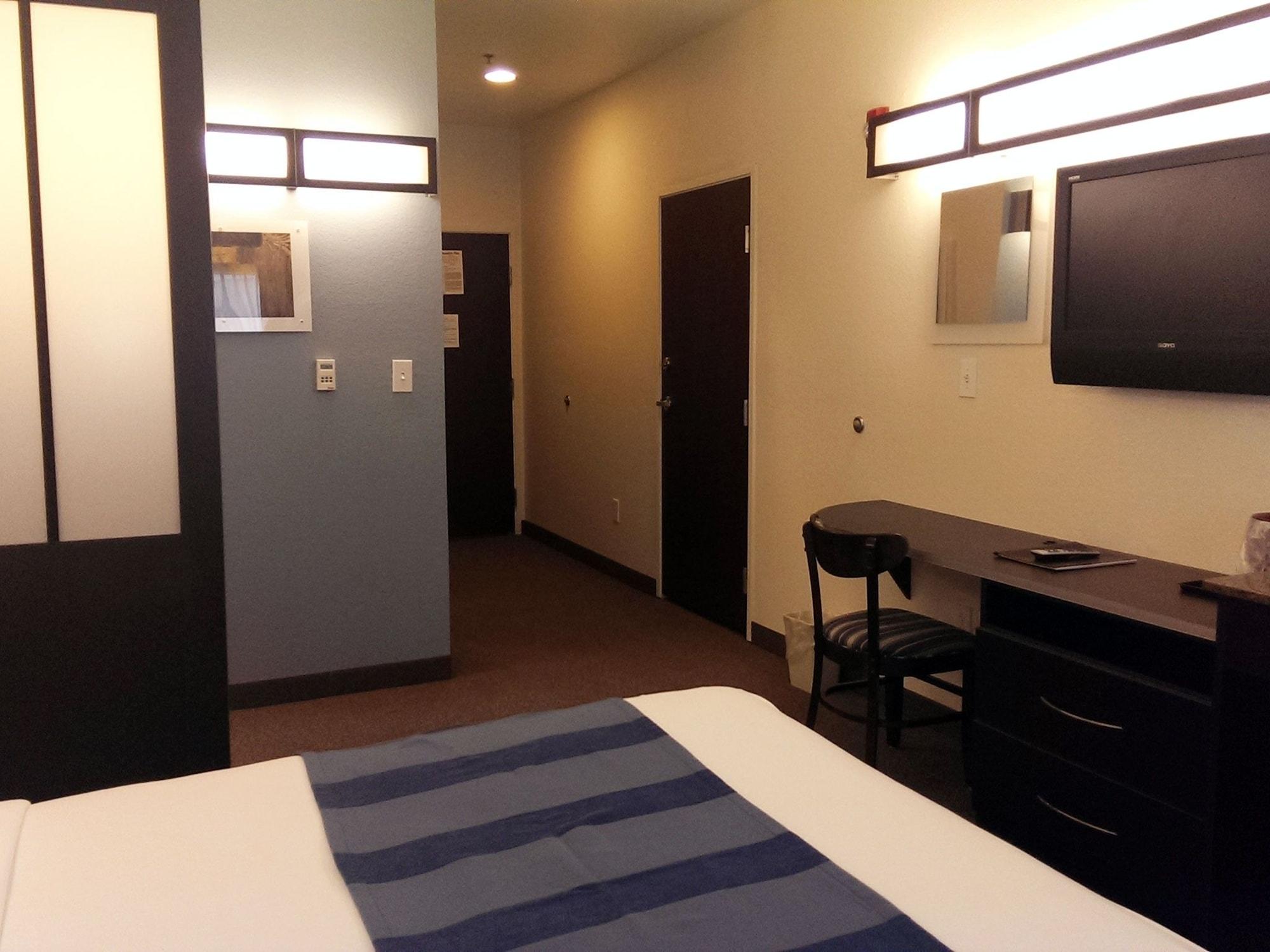 Three Rivers Inn & Suites ポートアーサー エクステリア 写真
